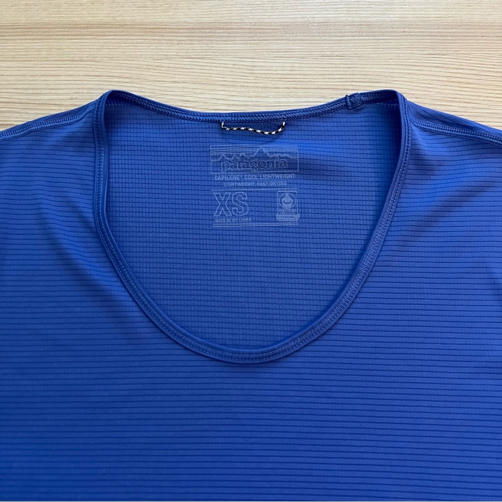 Patagonia lightweight capilene tee - Picture 2 of 3